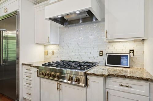 1735 High Trl, Atlanta GA  30339-8470 exterior