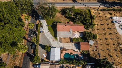 10080 Victoria Ave, Riverside CA  92503-6146 exterior