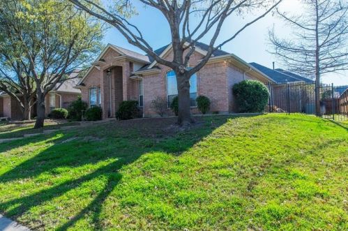 7121 Axis Ct, Fort Worth TX  76132-3572 exterior