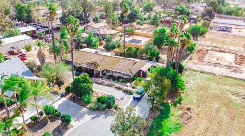 16070 Rancho Viejo Dr, Riverside CA  92506-5824 exterior