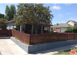 1537 Maltman Ave, Los Angeles, CA 90026-1019