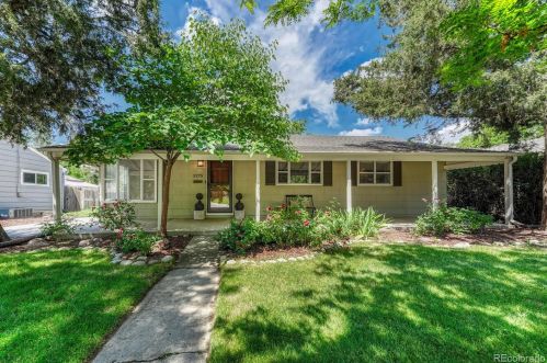 3275 Holly St, Denver, CO 80222-7534