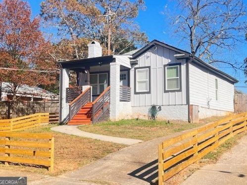 1074 Hobson St, Atlanta GA  30310-2913 exterior