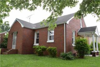 208 Edgewood St, Lafayette, TN 37083-1210
