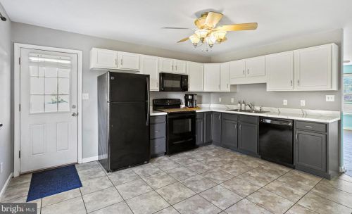 16917 Hampshire Dr, Williamsport MD  21795-3180 exterior