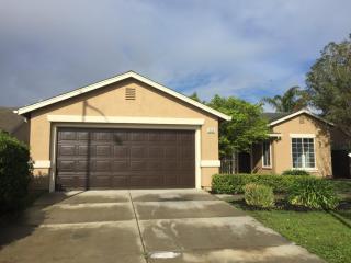 1809 Merlot Way, Salinas, CA 93906-5253