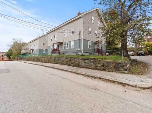 62 Jeffers St, Woonsocket, RI 02895-4215