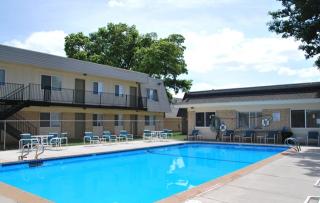 9743 12th St, Tulsa OK  74128-3800 exterior