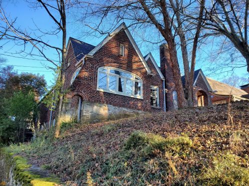 469 Claire Dr, Atlanta, GA 30307-1860