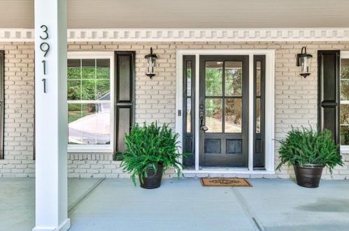 3911 Edenton Ct, Atlanta, GA 30319-1883