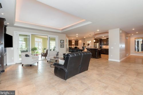 253 Bonnybrook Rd, Carlisle PA 17013-4214 exterior