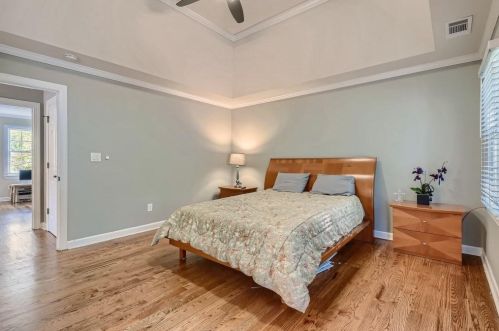 2134 Briarlake Trce, Atlanta GA  30345-3669 exterior