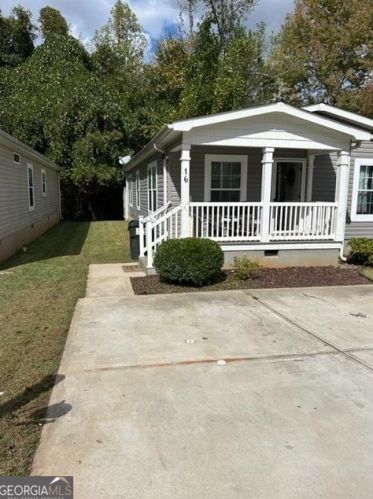 16 Meadowview St, Newnan, GA 30263-5266