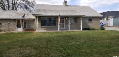 3884 300, Clearfield, UT 84015-7232