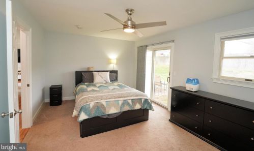 51 Sunset Blvd, Trenton NJ  08690-3950 exterior