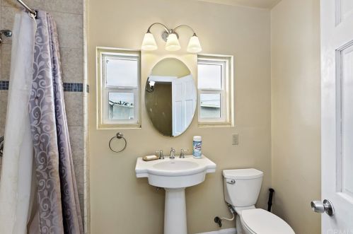 416 Prospect Ave, Riverside CA  92507-1419 exterior