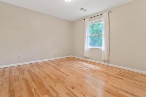 100 Bent Arrow Dr, Stockbridge GA  30281-4839 exterior