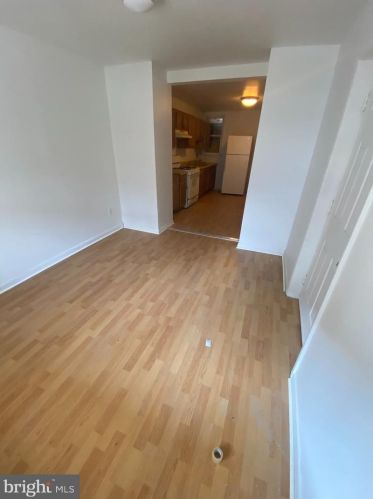 1610 Hunter St, Harrisburg, PA 17104-1883