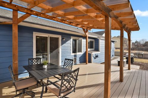 374 Wheat Berry Dr, Erie CO  80516-6824 exterior