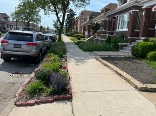 2306 71st St, Chicago, IL 60636-3604