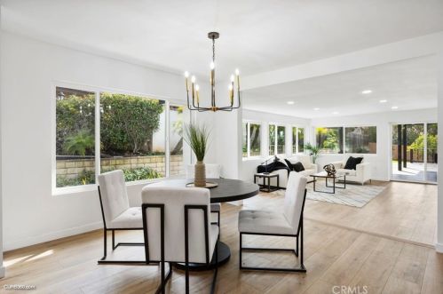 915 Alta Vista Dr, Vista CA  92084-5517 exterior