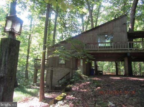 17500 Shenandoah Ct, Ashton MD 20861-9774 exterior