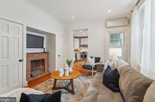 336 24th St, Philadelphia PA  19103-6431 exterior