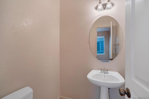726 Kellogg St, San Marcos CA  92078-7300 exterior