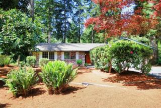 3019 252nd Pl, Redmond, WA 98075-9432