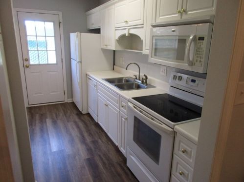 704 Creekside Dr, Evans GA  30809-6444 exterior