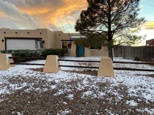 816 Clarion Dr, Pueblo CO  81007-3544 exterior