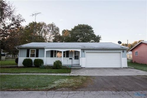 604 Linwood St, Delta, OH 43515-1212