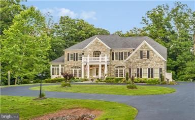 13211 Catharpin Valley Dr, Gainesville, VA 20155-4473