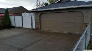825 Hazel St, West Stayton OR  97325-8976 exterior