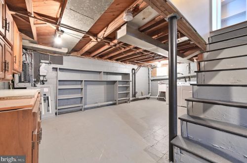 255 Hopkins Rd, Haddonfield NJ 08033-3062 exterior