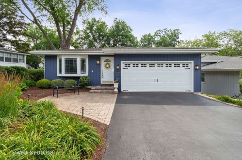 315 Linden St, Itasca, IL 60143-1839