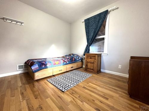 301 Kenwood Dr, Pueblo CO  81004-1623 exterior
