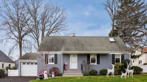 6 Ramapo Rd, Cranford, NJ 07016-3418