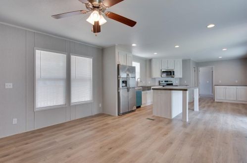 315 Broadmore Dr, Fresno, TX 77545-7463