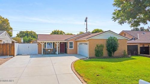 2236 Magnolia St, Simi Valley, CA 93065-2635