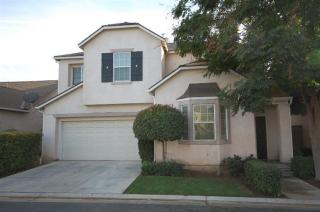 622 Lisbon Ln, Clovis, CA 93619-9102