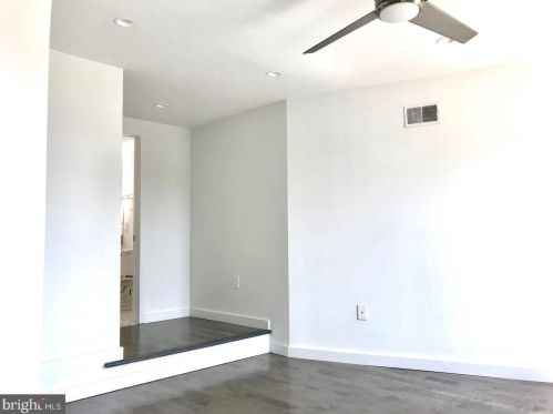 1515 4 St, Philadelphia PA 19148-1303 exterior