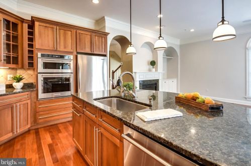 7673 President St, Fulton MD  20759-2516 exterior