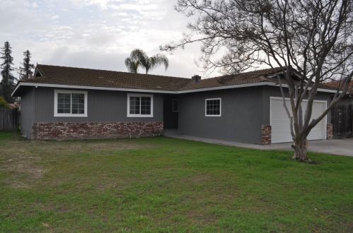 380 Hedstrom Rd, Turlock, CA 95382-1253