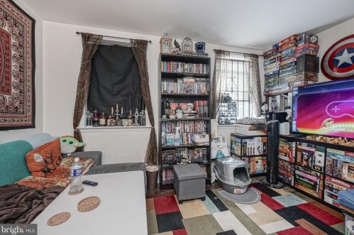 2238 12 St, Philadelphia PA 19133-1006 exterior