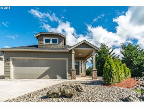 376 Bentgrass Ct, Sutherlin OR  97479-8809 exterior