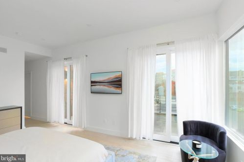 123 23 St, Philadelphia PA 19121-1329 exterior