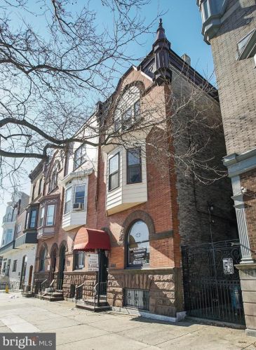 2226 Broad St, Philadelphia PA  19132-4501 exterior