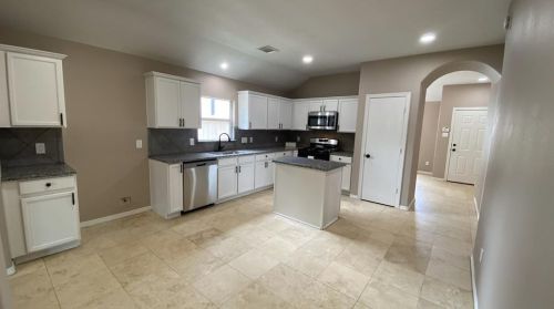 5030 Deerpath Dr, Conroe TX  77303-2380 exterior