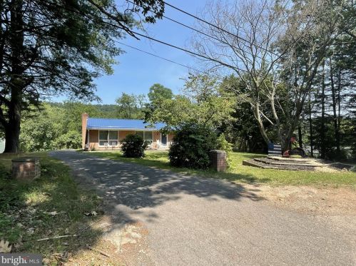 16105 Brice Hollow Rd, Cumberland, MD 21502-8613